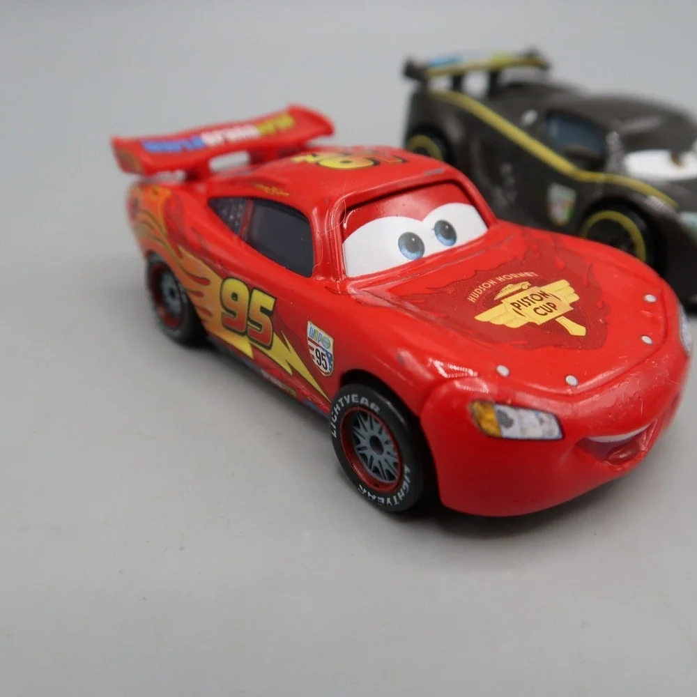 Disney Pixar Cars 2 Lewis Hamilton Racer McQueen Holley Shiftwell Francesco Lot